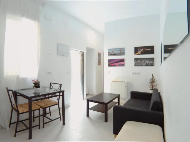 apartment in Almendrales (Usera) 2