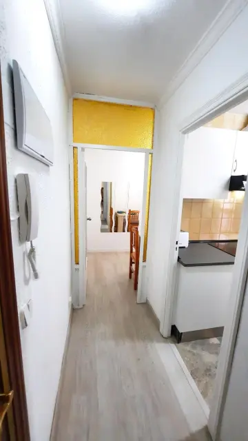 apartment near Calle Santa María Reina 2