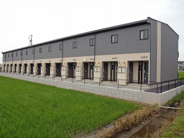 レオパレス桜堀 0