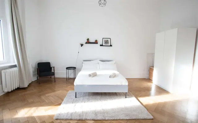 Treuchtlinger Str. 3DE-01-070-001H 0
