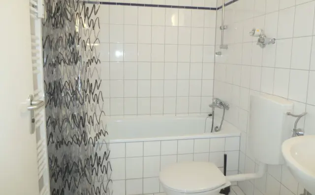 Wilhelmstrasse 5DE-01-106M 1