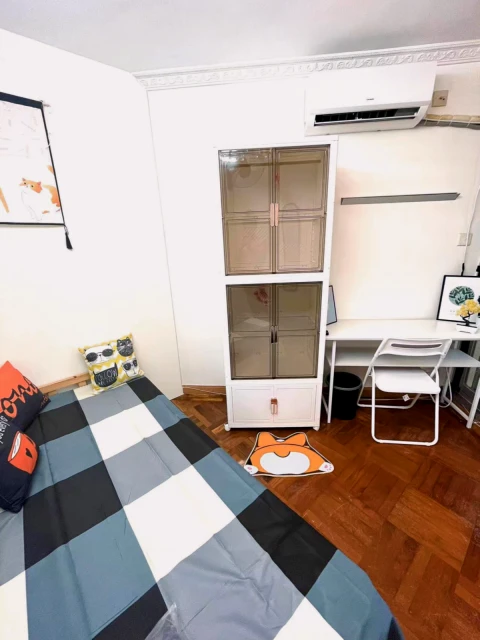 35/F, Block 2, Kai Tak Garden, Wong Tai Sin (Male) 4