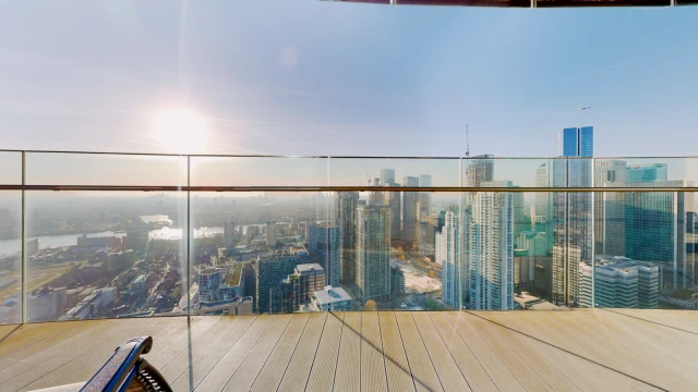 Arena Tower 4105 3