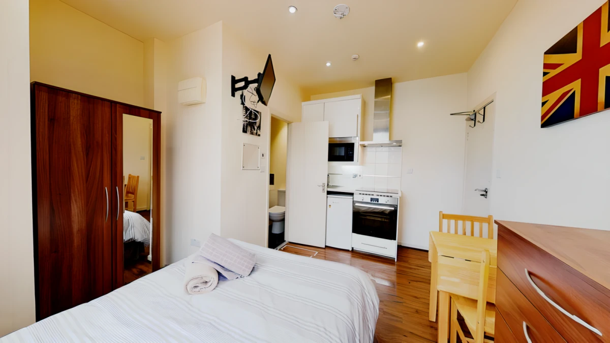 Balmoral Road 15906# 0