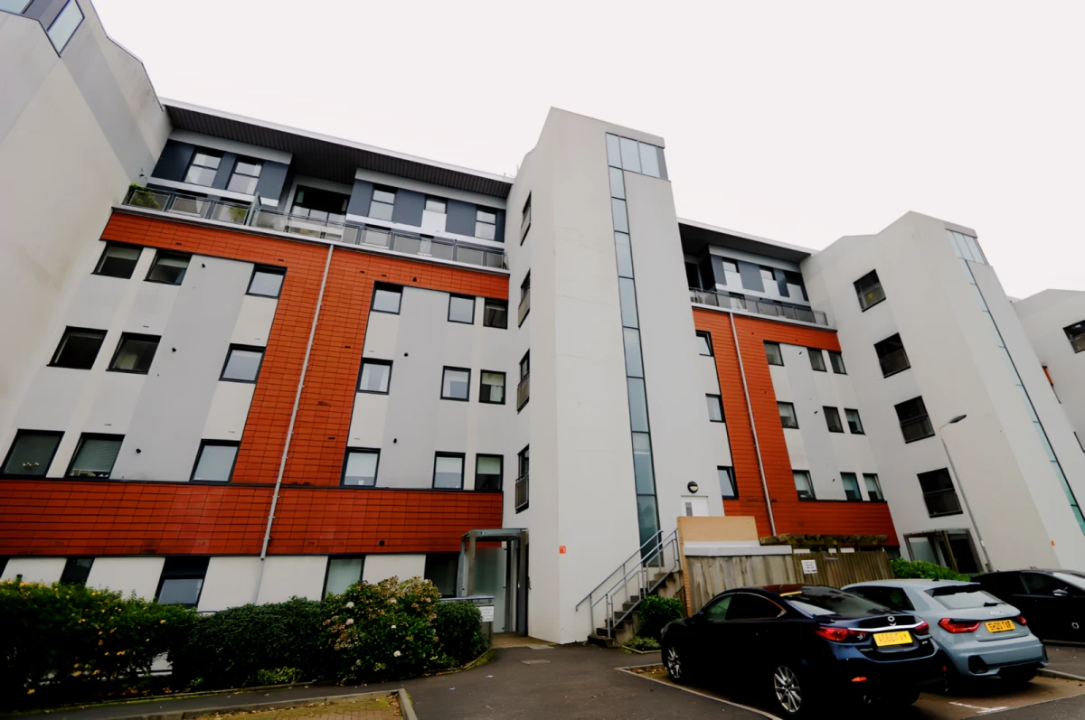 Jackson Place, G61 1RY 0