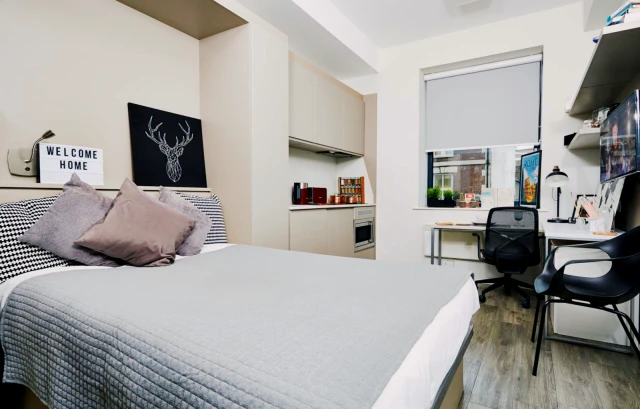 23 Longbrook Street EX4 2