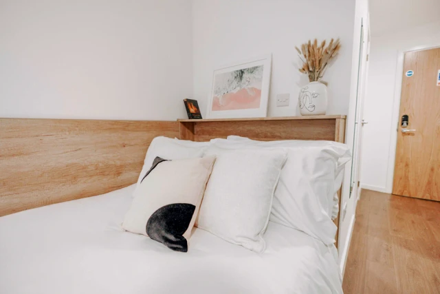 uhomes.com | Student Accommodation, Housing, Flats, Apartments for Rent