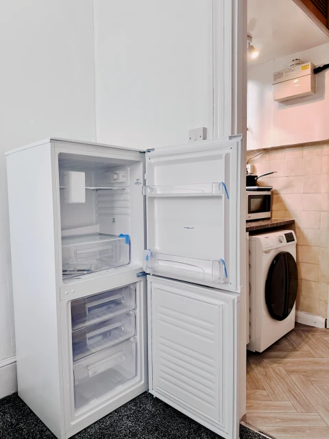 SW1 Central London - All Bills Included! 4