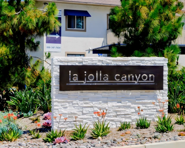 La Jolla Canyon Apartments 1