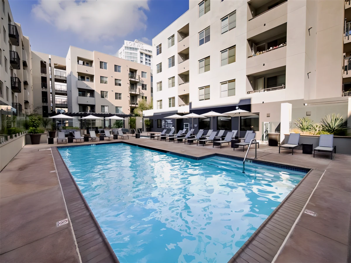 1724 Highland - North Hollywood student accommodation