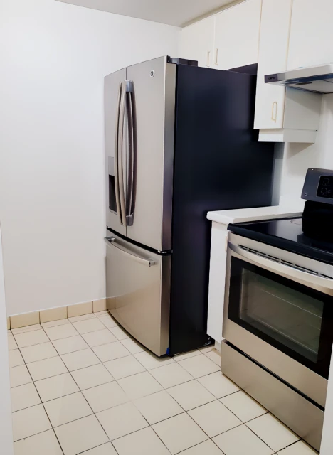 #510-44 Gerrard St W 2