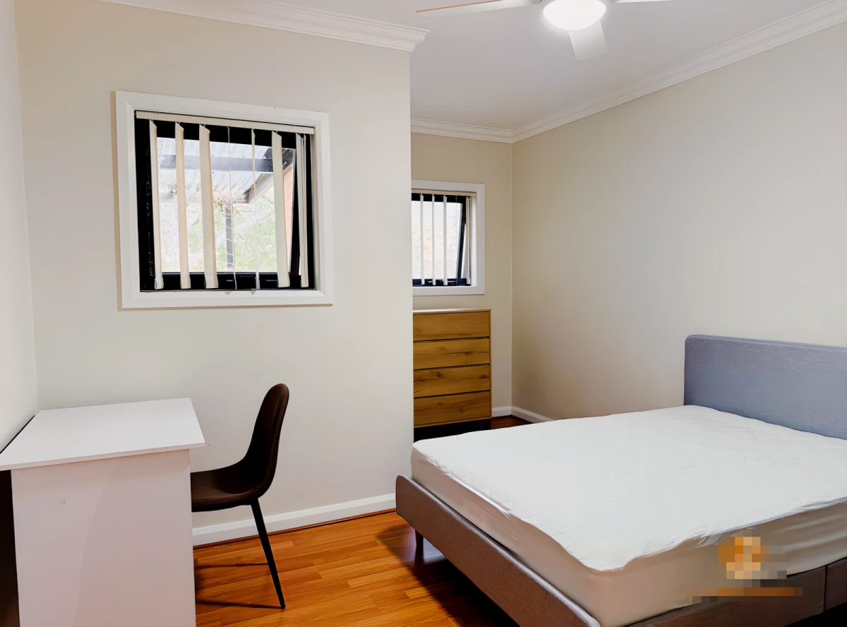 2 Duke St 0