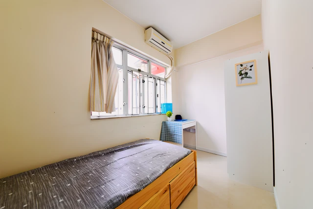 [Near Polytechnic University of Hong Kong] Luen Tak Building 3