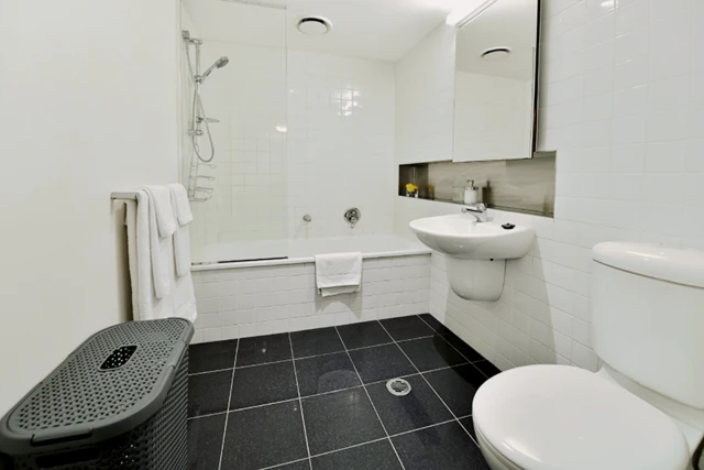 apartment near Cohen Place 3
