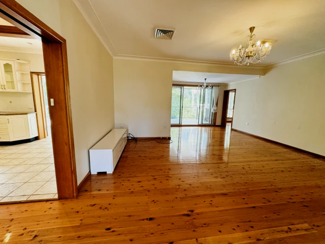 48 Raimonde Road 3