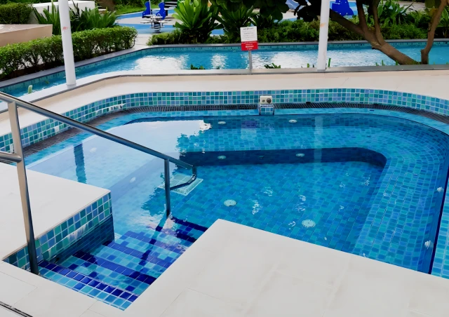 Eight Riversuites - HM 1