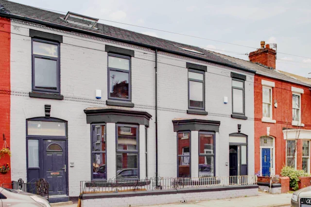 42 Cranborne Road, L15 2HX 4