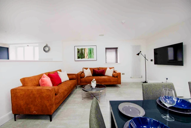 7 Langton Road, L15 1