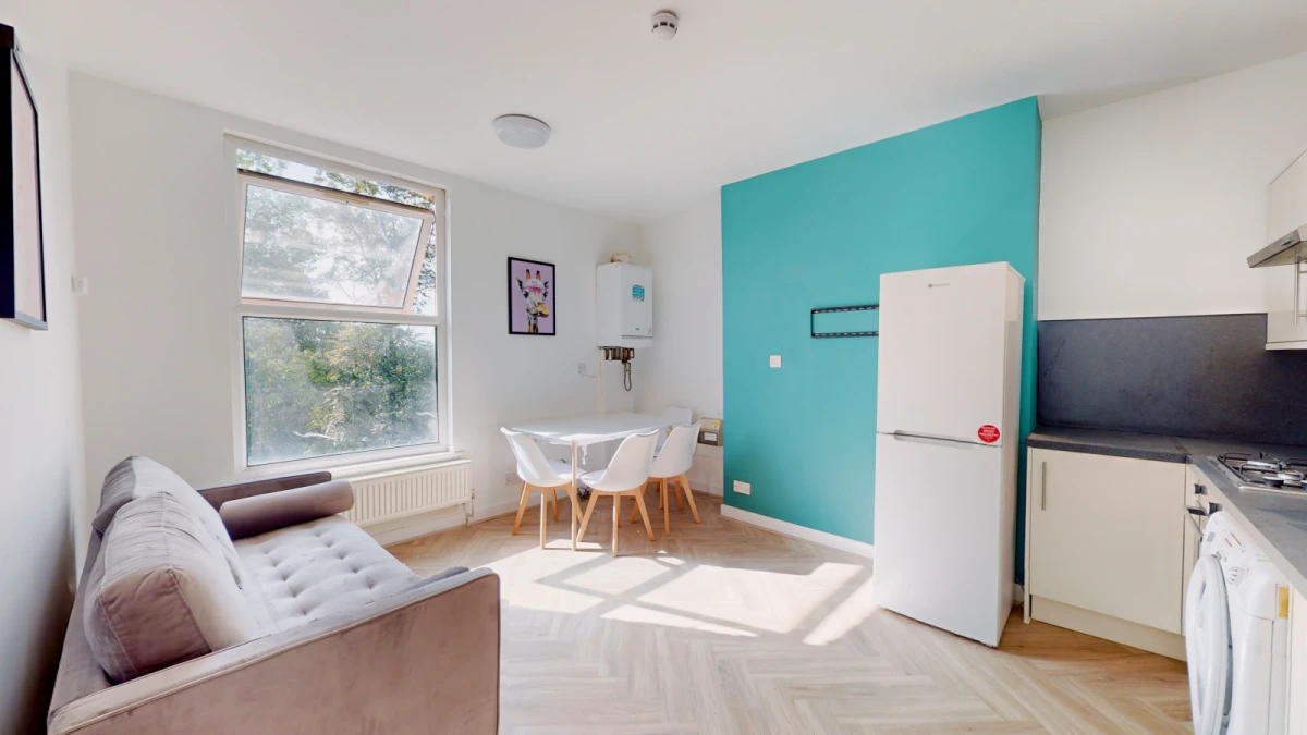 21C, Moorland Avenue , LS6 1AP 0