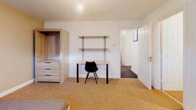 Flat 3, Heaton Road , M20 4PX 4