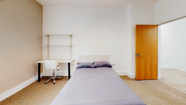 Flat 2, Wilmslow Road , M20 3NA 2