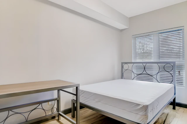 261 - 258B SUNVIEW STREET 2