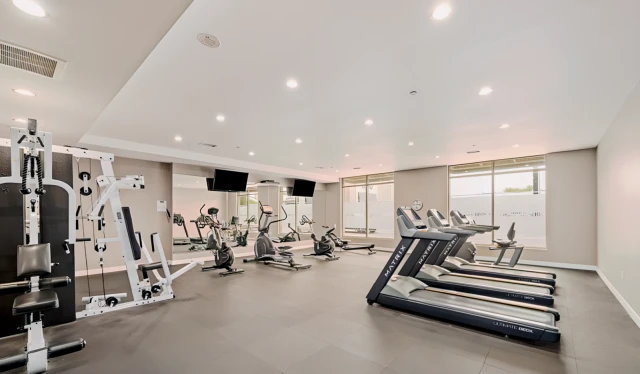 330 RIDOUT St 1610 2