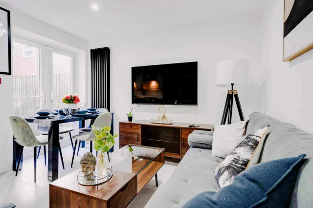 3 Picton Grove, L15 3