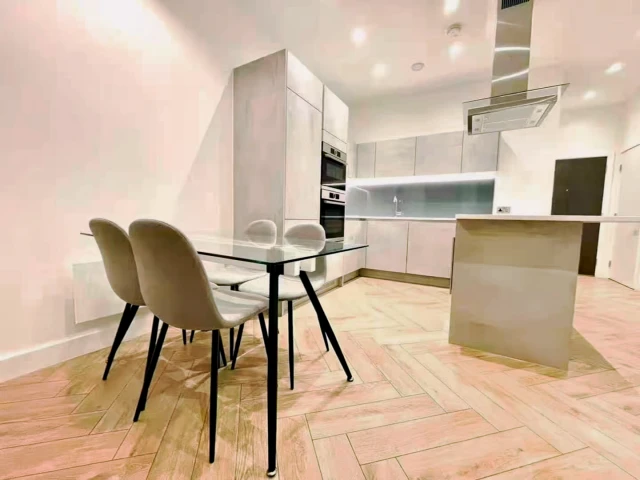 Victoria residence 4
