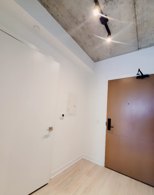 1308 - 195 McCaul St 3