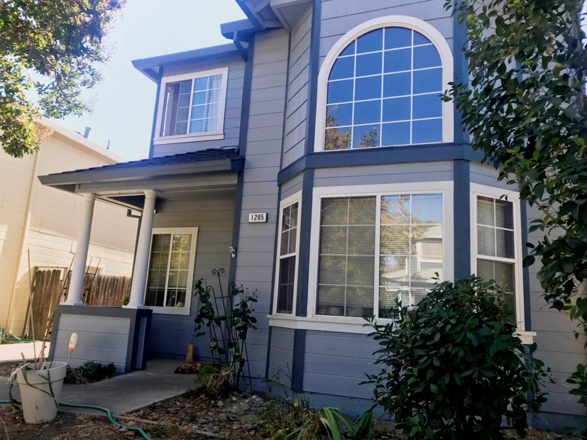 1285 Farragut Circle 0