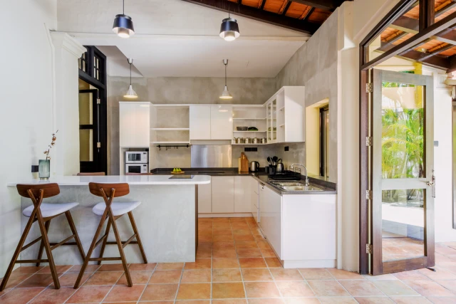 81 Emerald Hill 4