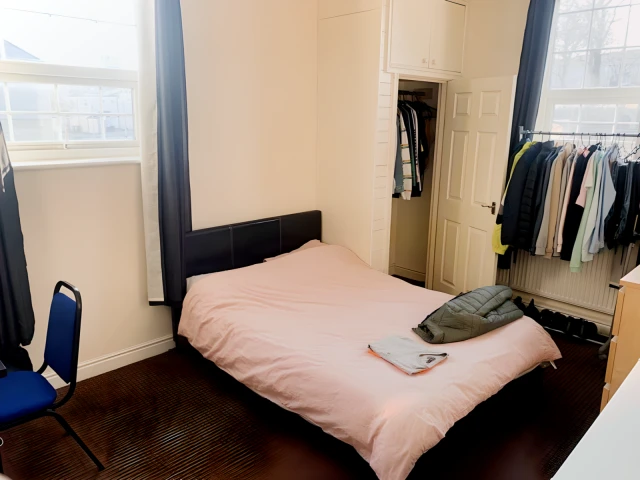 Raglan Road 22049# 2