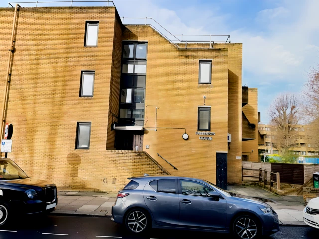 Tavistock Crescent 22212# 1