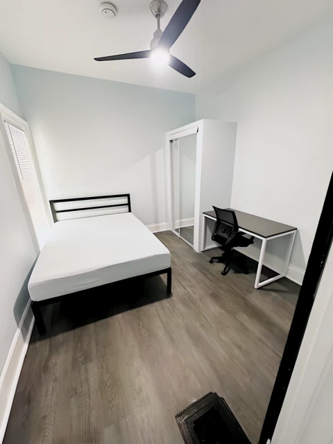 1211 Madison St 4