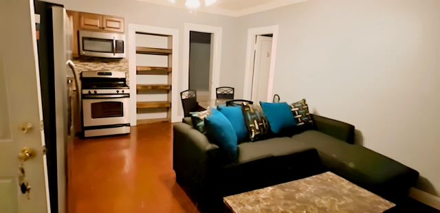 2017 East Genesee St 3