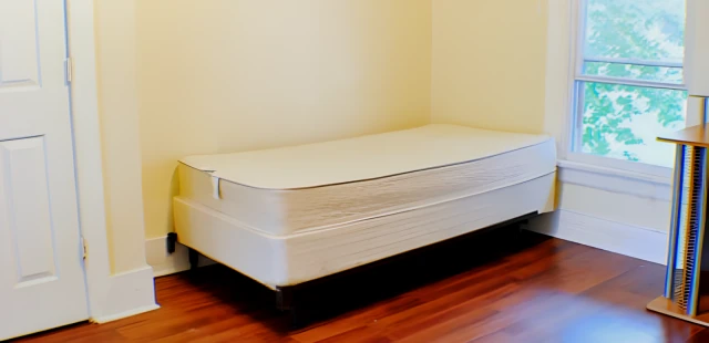 303 Lexington Ave 2