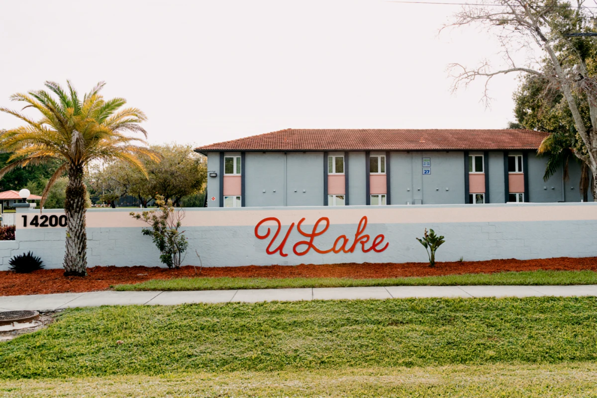 U Lake Apartment - Tampa student accommodation