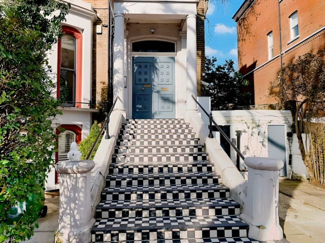 Belsize Avenue 22959# 1