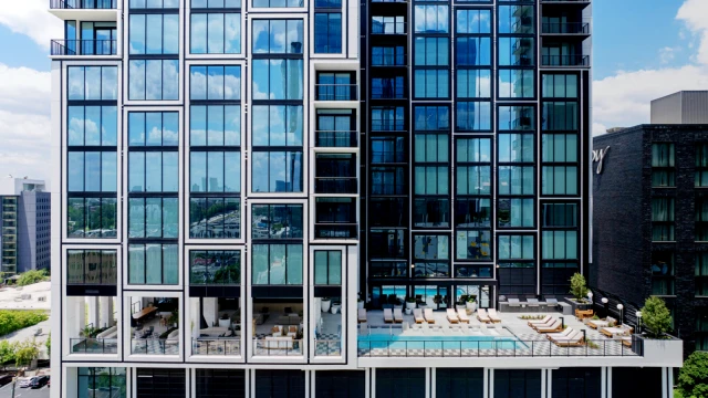 Emmi Midtown 2