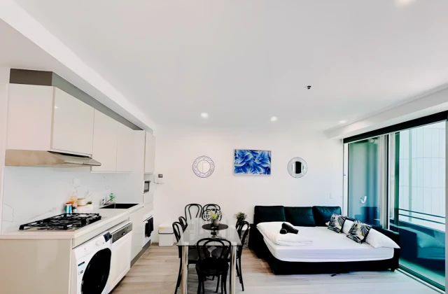 620 Collins Street 3