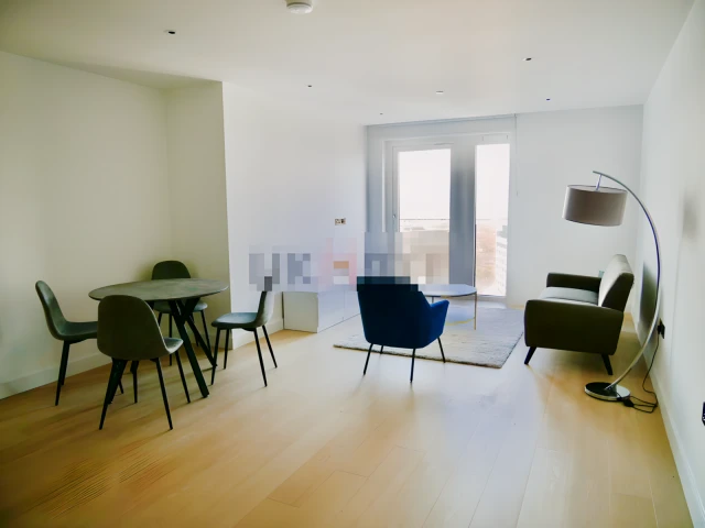 UM-White City Living 5 1