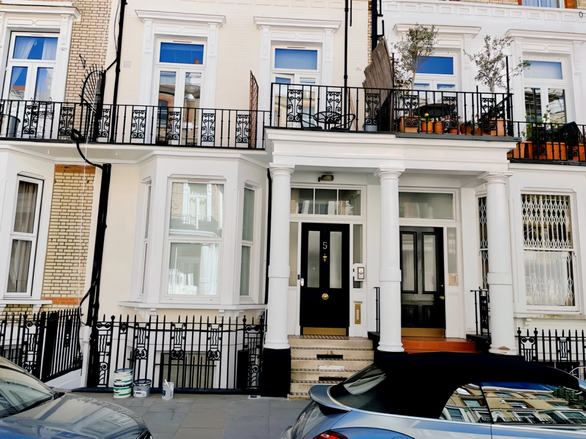 Cheniston Gardens 23936# 0