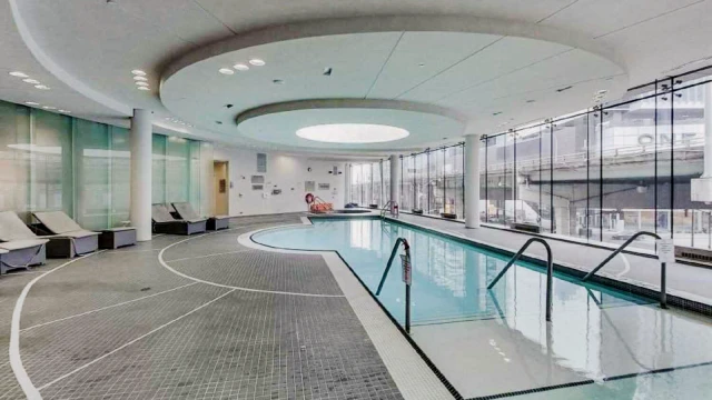 Liwinco - Waterfront (12 York St) 3