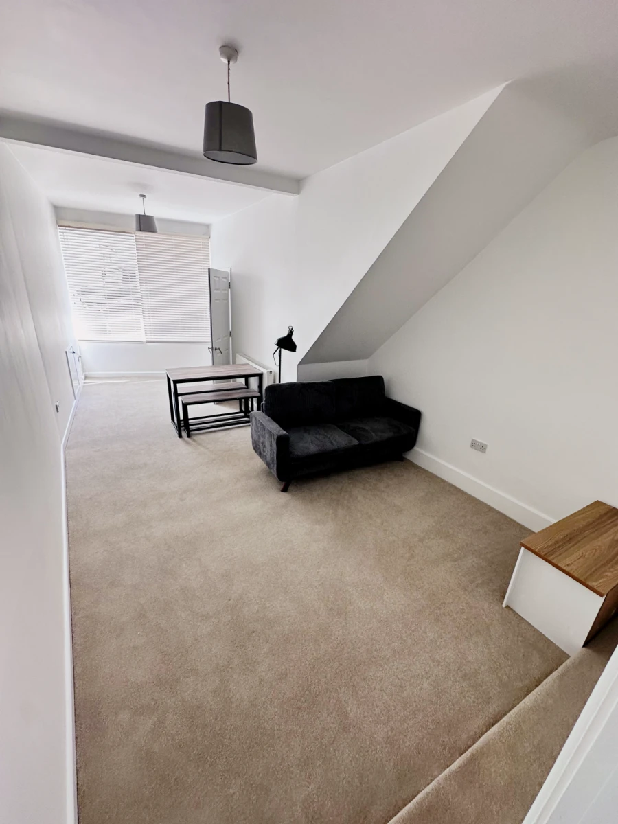 Highland Crescent , BS8 2YA 0