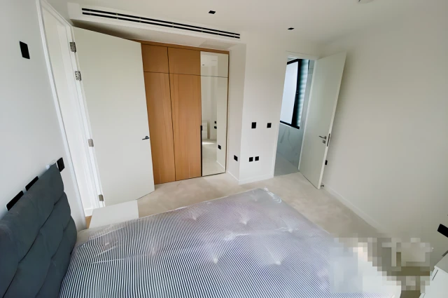 HL-One Cluny Mews 4