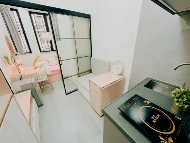 Jordan | Battery Street Apartments 4