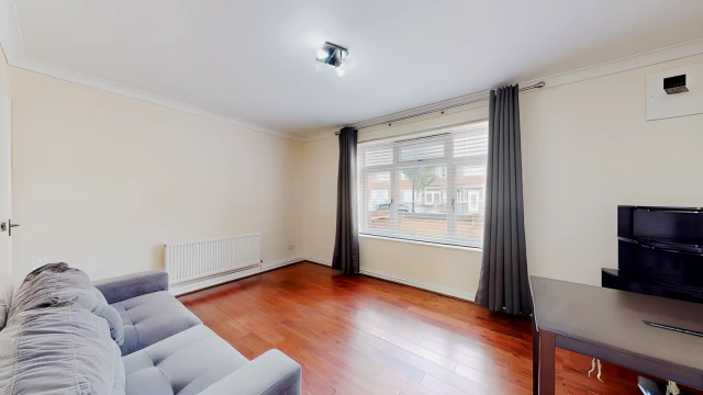 Tarling Road 24666# 2