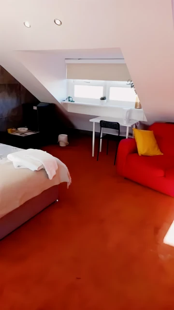 Busby Place 25370# 3