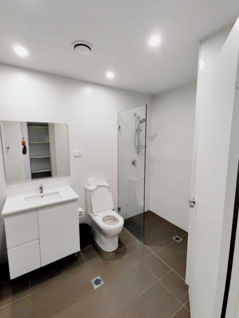 107 Dalmeny Ave 2